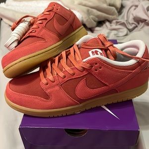 Nike SB Dunk Low